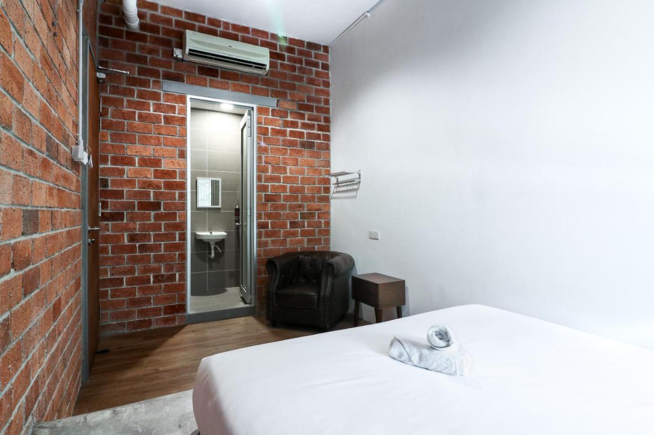 Urbanstay Industrial Ипох Екстериор снимка