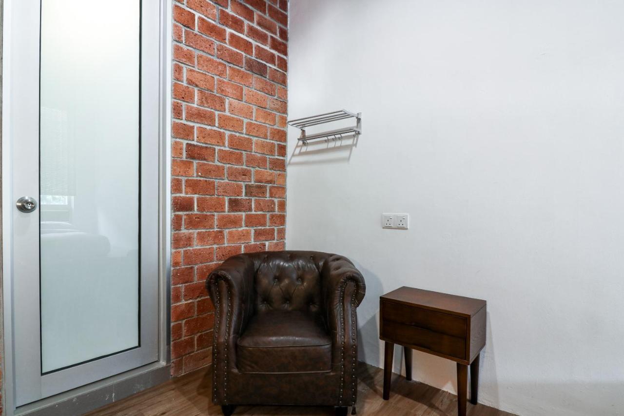 Urbanstay Industrial Ипох Екстериор снимка